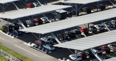 Parkings : les exemptions à l'obligation de solarisation pour les créations et les rénovations sont précisées